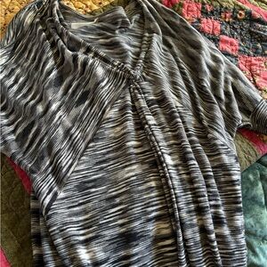 LEO & NICOLE SWEATER